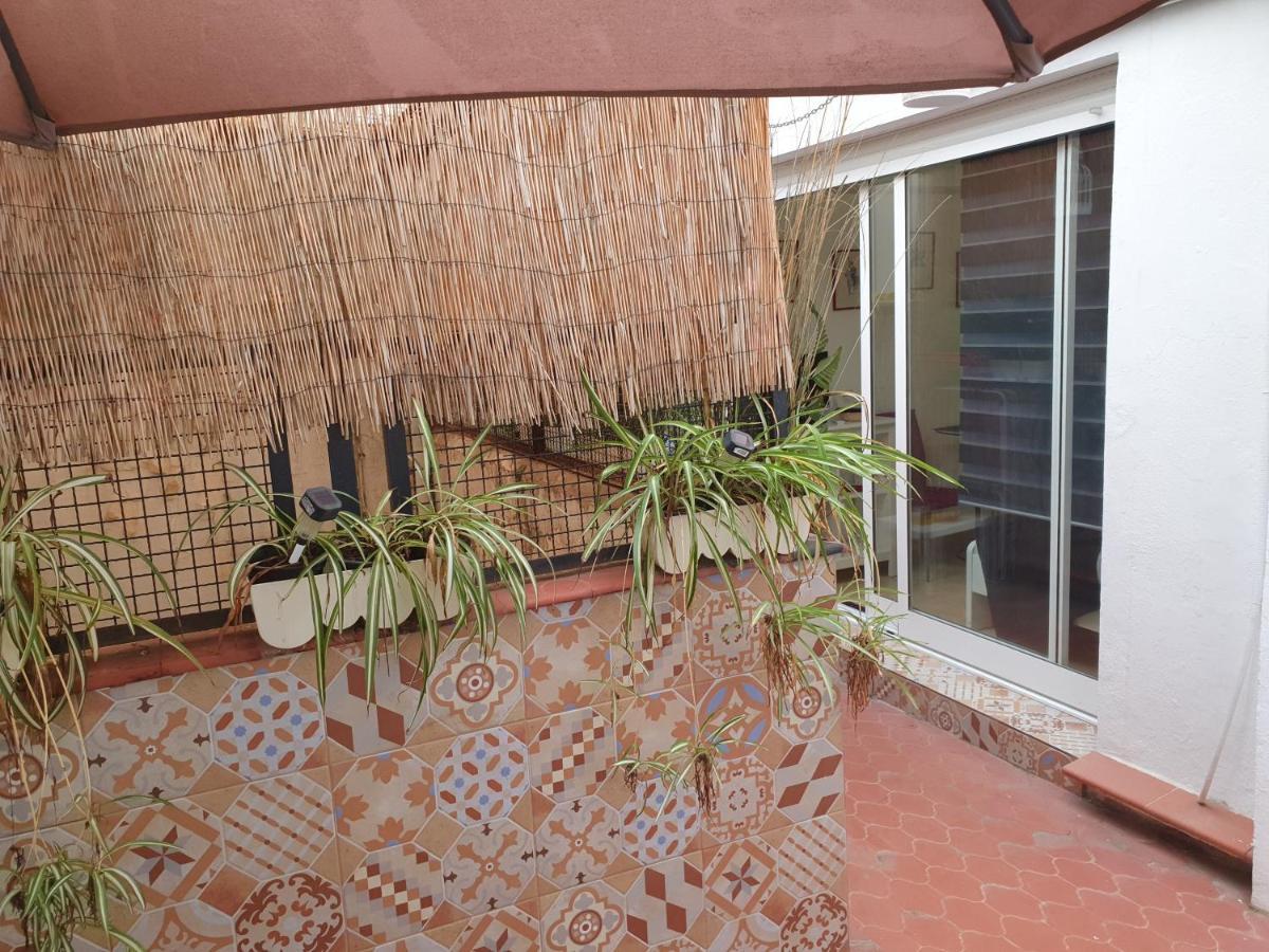 Apartamentos Naranja Y Limon Валенсия Екстериор снимка